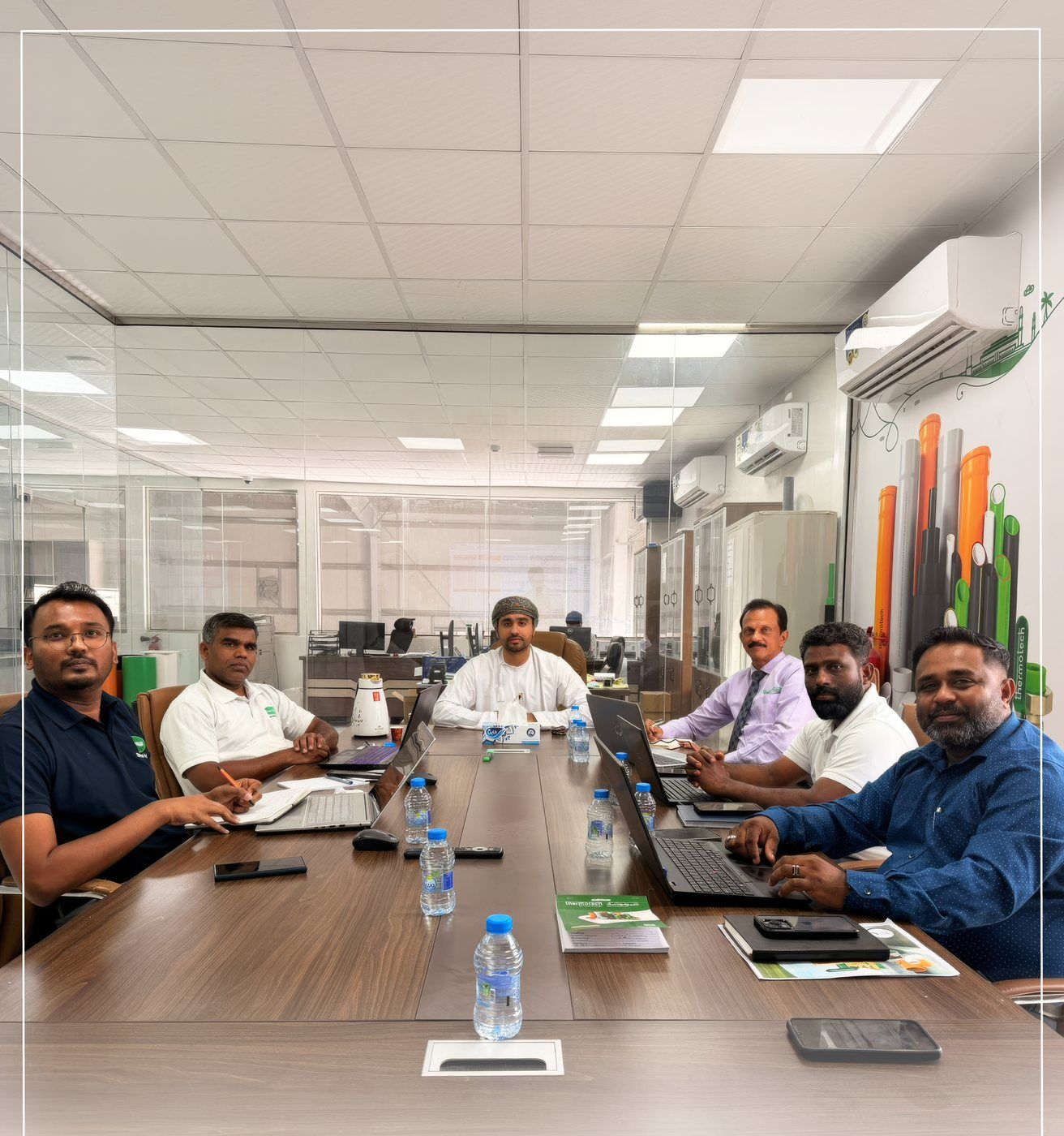 A management meeting in the Thermotech office
